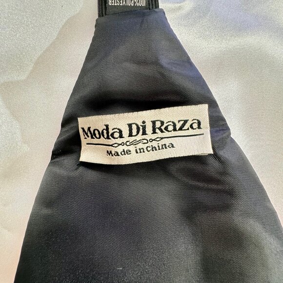 NWOT Boys Mauve Cummerbund & Bowtie Set - Picture 4 of 5